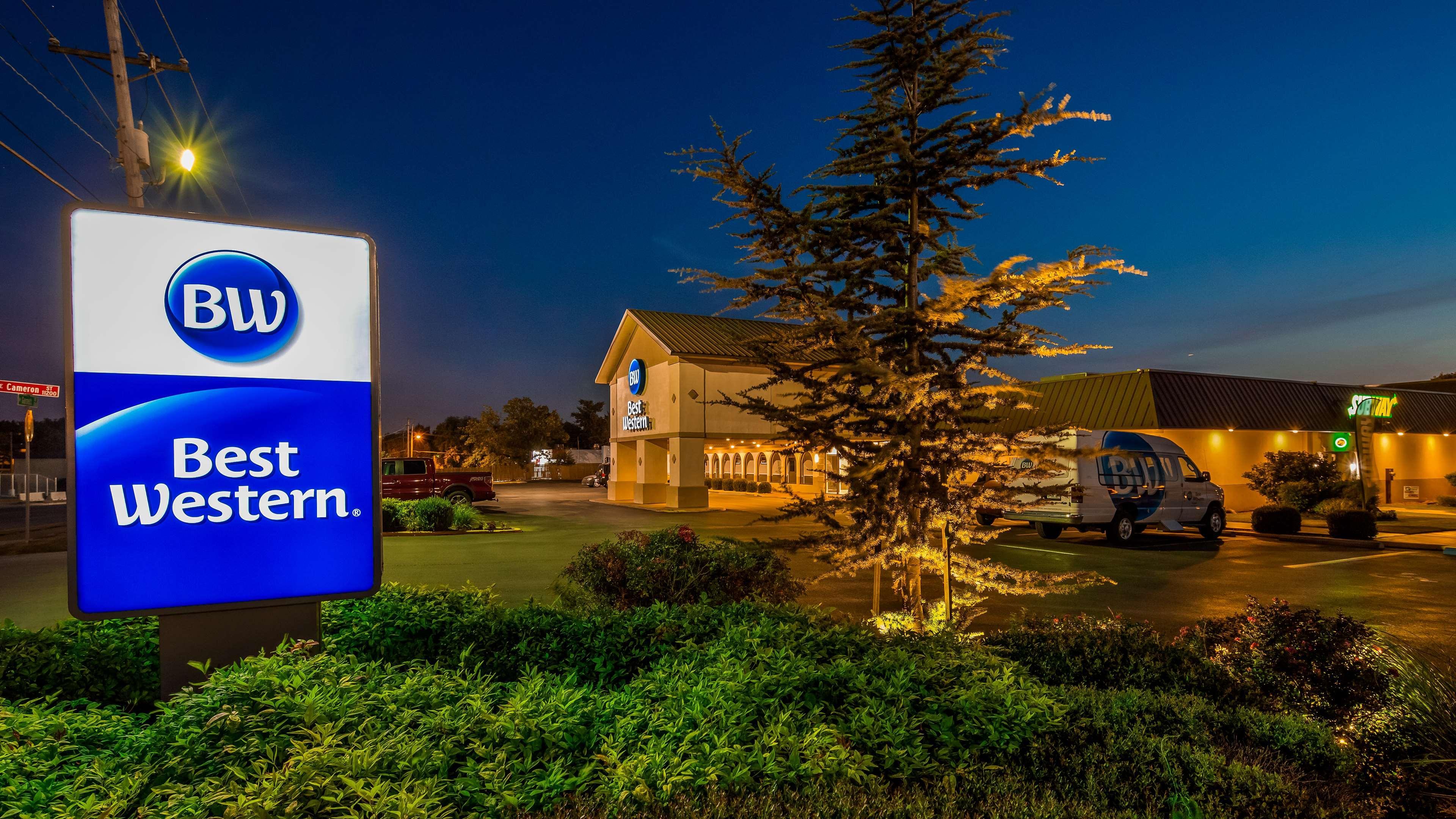 Best Western Tulsa Airport Exterior photo